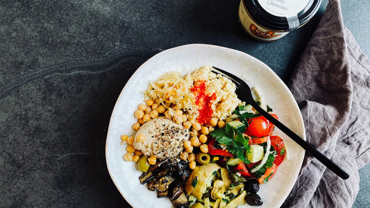 Mezze-Teller mit Spicy Blumenkohl Kraut